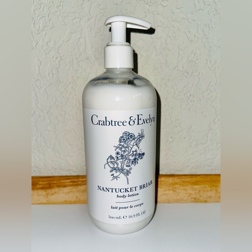 Crabtree & Evelyn Nantucket Briar Body Lotion - White